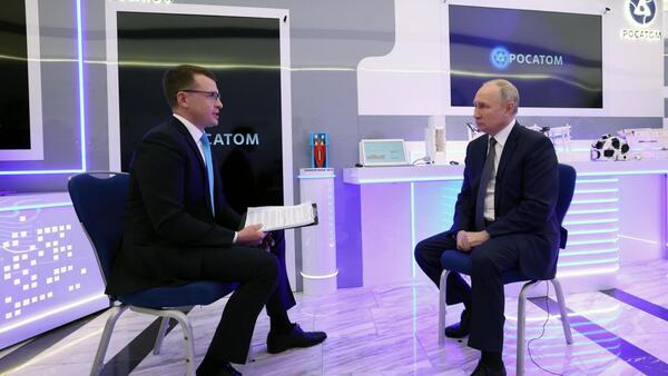 Putin prefiere a Biden como presidente de EEUU y lamenta no haber iniciado antes la guerra