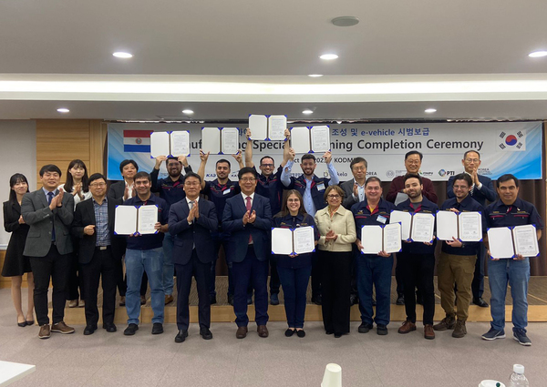 Itaipu incentiva el desarrollo de la electromovilidad en alianza con otras instituciones - .::Agencia IP::.