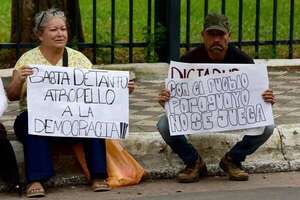 “No van a impedir”: con video “escrachan” a senadores que ejecutaron golpe democrático - Política - ABC Color