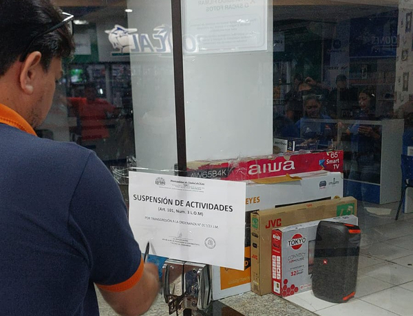 Clausuran local comercial por no contar con habilitación municipal - La Clave