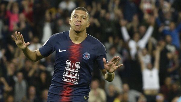 Mbappé anuncia al PSG que no seguirá la próxima temporada