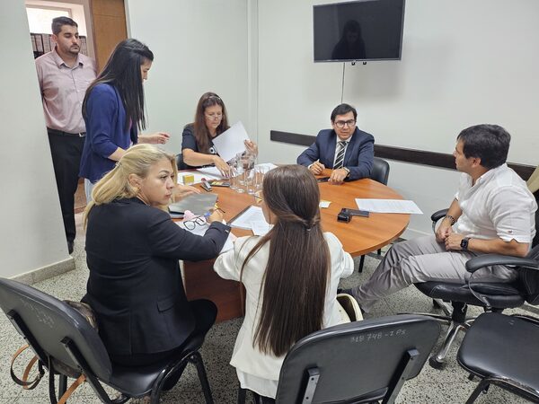 Allanaron caja central de IPS tras denuncia de presuntas irregularidades en administración de Bataglia - Megacadena - Diario Digital