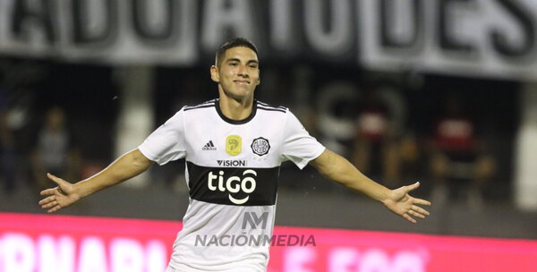 Versus / Un conocido de la casa: Erik López regresa a Olimpia
