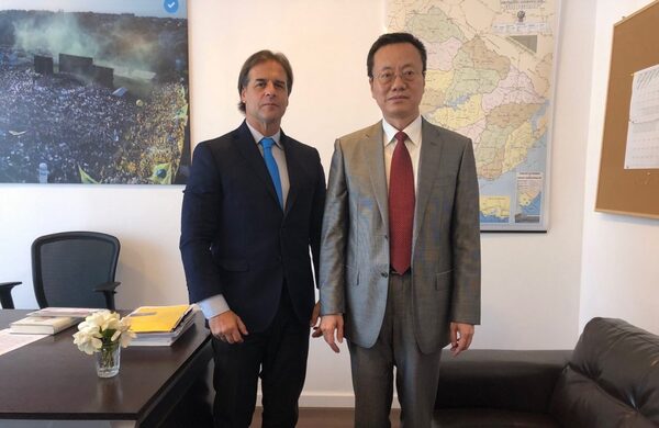 Lacalle Pou permite que el Partido Comunista Chino se haga fuerte en Uruguay - Informatepy.com