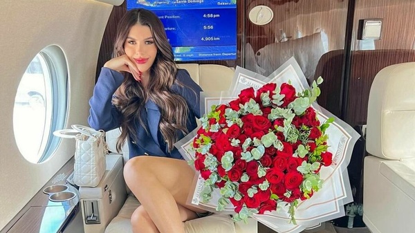 Agatha León presume de las lujosas vacaciones que se manda con su novio millonario