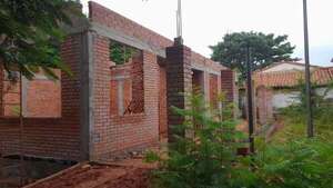Inicio de clases: más construcciones paralizadas del MEC; ahora prometen obras en dos meses - Nacionales - ABC Color
