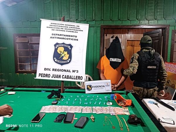 PJC: Antinarcóticos detuvo a supuesto microtraficante en el barrio Bernardino Caballero