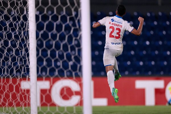 Versus / Nacional gana su primer partido del año con contundencia y avanza en la Copa Libertadores