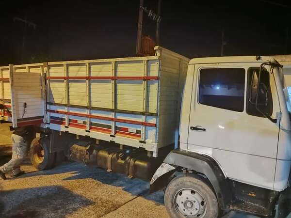 Electrocución en Villeta: entre 30 y 50 personas viajaban en camión cuando hubo contacto con cable eléctrico - Policiales - ABC Color