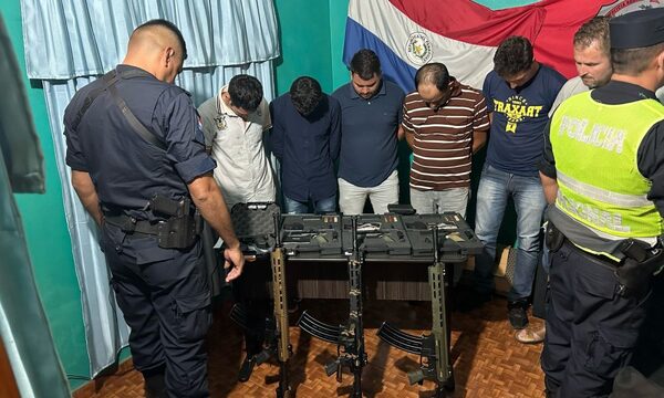 Franqueños caen con armas, investigadores hablan de “silenciadores” de topos