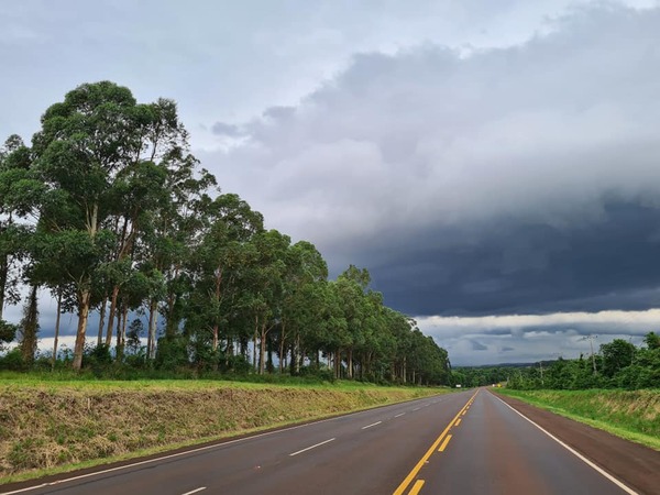 PERSISTE EL AMBIENTE CÁLIDO Y PROBABILIDAD DE CHAPARRONES EN ALGUNOS PUNTOS DEL PAÍS. - Itapúa Noticias