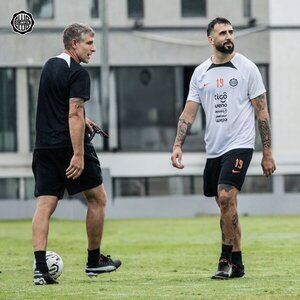 Cerro Porteño y Olimpia fijan sus miradas en una nueva versión del clásico del Fútbol paraguayo - .::Agencia IP::.