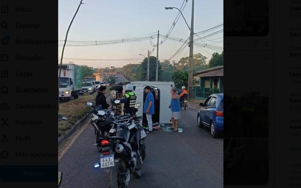 Conductor se salvó de milagro: camión chocó y volcó