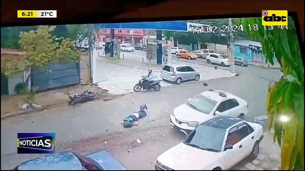 Video: En accidente recuperan camioneta robada - ABC Noticias - ABC Color