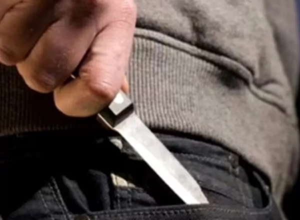 Asaltante liga 10 años de cárcel tras golpear y amenazar con un puñal a víctimas