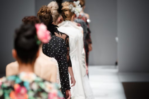 Fashion Week en Londres cumple 40 años en medio de crisis económica