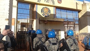 Reportan dos muertos tras motín en cárcel de Pedro Juan Caballero - ADN Digital