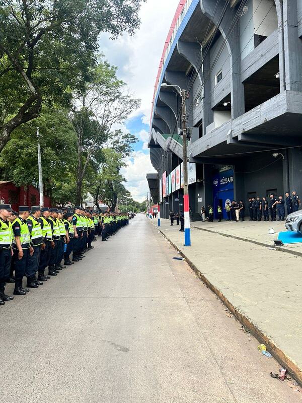 Policía anuncia fuertes medidas de seguridad para el superclásico - Unicanal