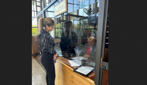 Renunció asesora de ex senadora que cobraba mientras se encontraba en Miami - ADN Digital