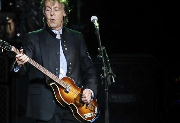 Paul McCartney recupera una guitarra que perdió hace cincuenta años