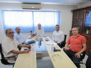 Intendente de San Juan del Paraná busca mejorar el servicio de transporte público
