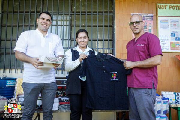 LA MUNICIPALIDAD DE VILLARRICA ENTREGÓ INSUMOS A LA USF DE POTRERO BÁEZ