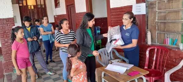 Quejas por kit de útiles escolares insuficiente para los alumnos - Nacionales - ABC Color