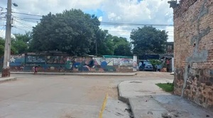 Vecinos de Asunción exigen desalojo de “favela” en Varadero