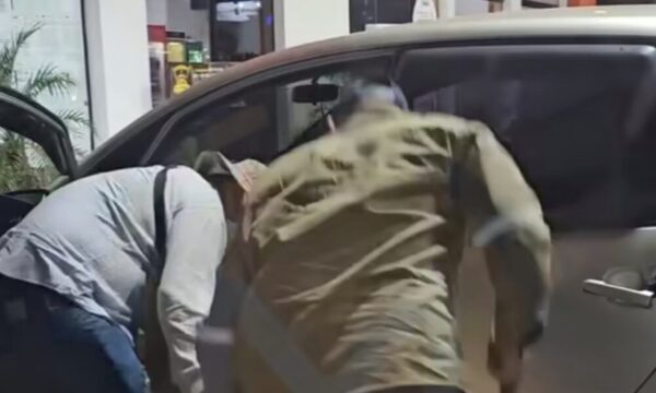 Delincuentes llegaron repartiendo balazos en una estación de servicios de Mariano Roque Alonso