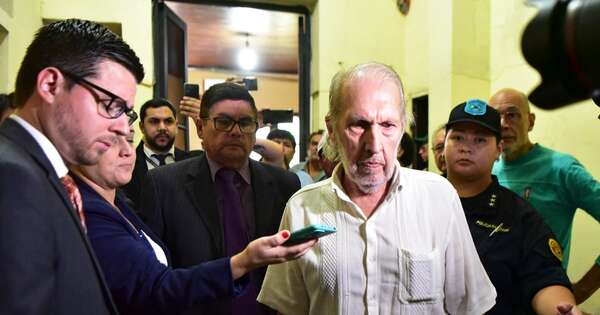 La Nación / Juicio a expolicía se trasladó a sede policial