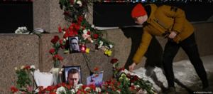 Un centenar de detenidos por homenajear a Navalni en Rusia
