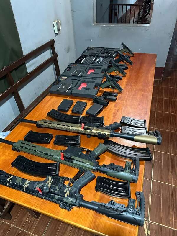 Imputan a hombres detenidos con escopetas y pistolas - ABC en el Este - ABC Color