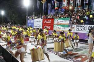 Masiva concurrencia en el cierre del carnaval guaireño - Nacionales - ABC Color