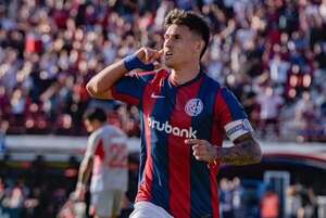 San Lorenzo festeja al fin con gol de Adam Bareiro - Fútbol Internacional - ABC Color