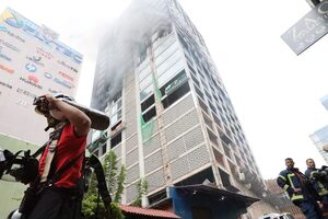 Fiscalía realiza diligencias investigativas sobre el incendio del edificio en CDE - Megacadena - Diario Digital