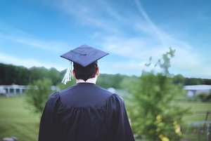 Becal ofrece becas de doctorados académicos en universidades | OnLivePy