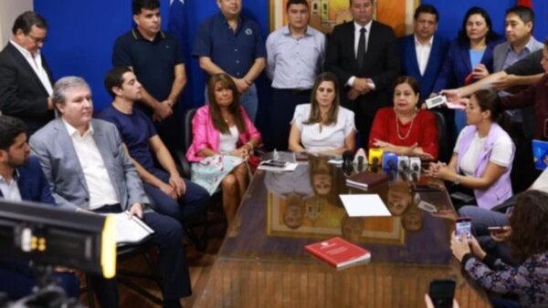 Expulsión de Kattya obliga a una oposición más abroquelada