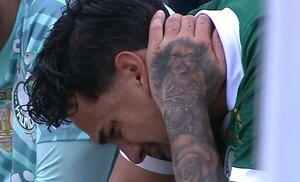 Versus / ¡Alarma en Palmeiras! Gómez sale lesionado entre lágrimas tras una entrada de Romero