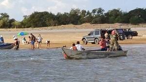 Dos jóvenes fueron arrastrados por las aguas del Paraná