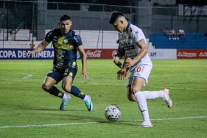 La Academia sale del fondo y hunde al Triki | 1000 Noticias