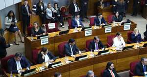 La Nación / Situación de la oposición es y seguirá siendo precaria, señalan