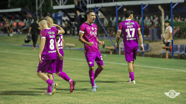 Libertad volvió a ganar y es cómodo puntero del Apertura - .::Agencia IP::.