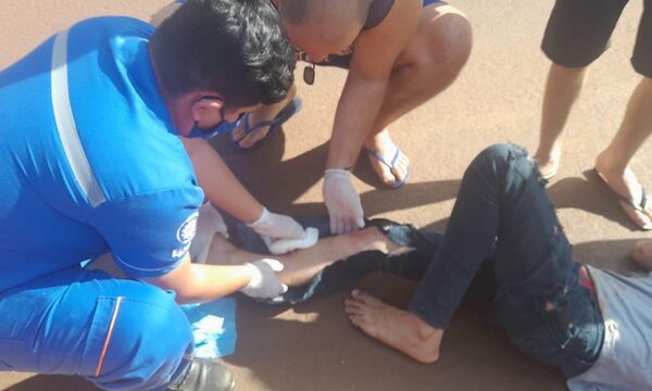 Dos lesionados tras choque de motocicletas