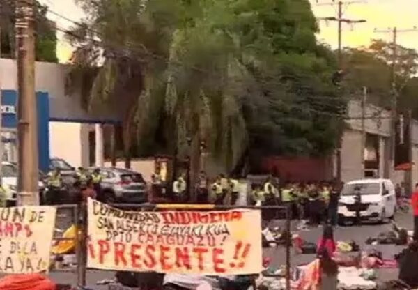 MANIFESTACIÓN EN ASUNCIÓN