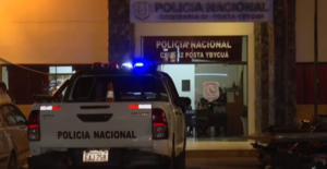 Mujer recibió un disparo en el rostro mientras conducía su auto