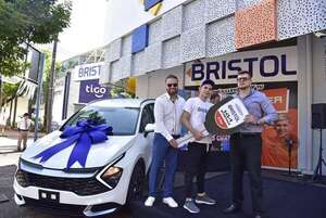 ¡Bristol entregó la increíble camioneta Kía Sportage 0 KM! - Sociales - ABC Color
