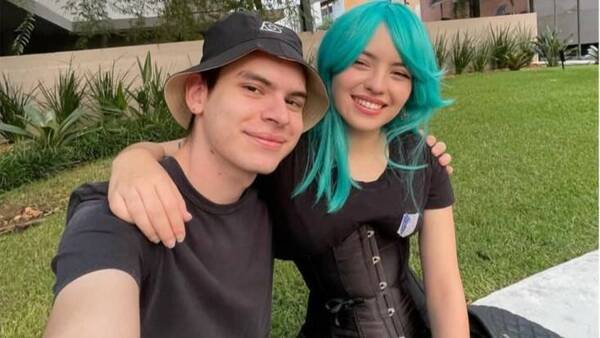 ¡"Oniichan" y su novio se liberaron de un bolonqui!