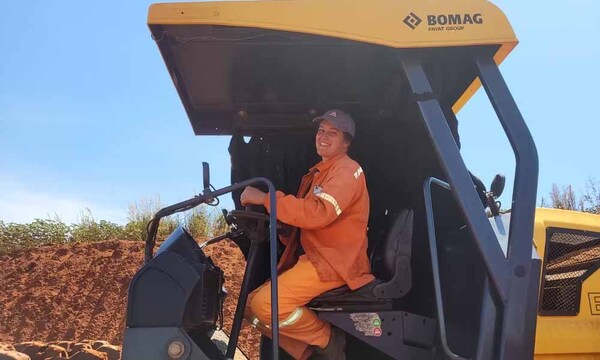 Mano de obra femenina presente en la construcción del Corredor Metropolitano – Prensa 5