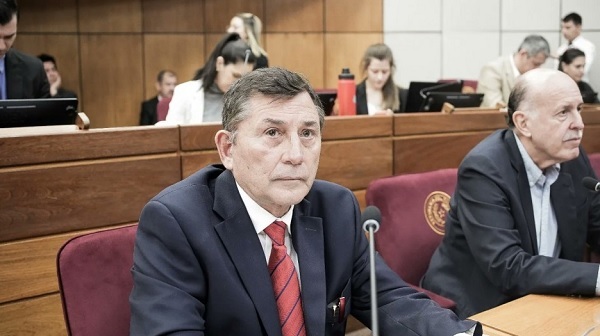 Conflictos de intereses comprometen a Pettengill, según CGR