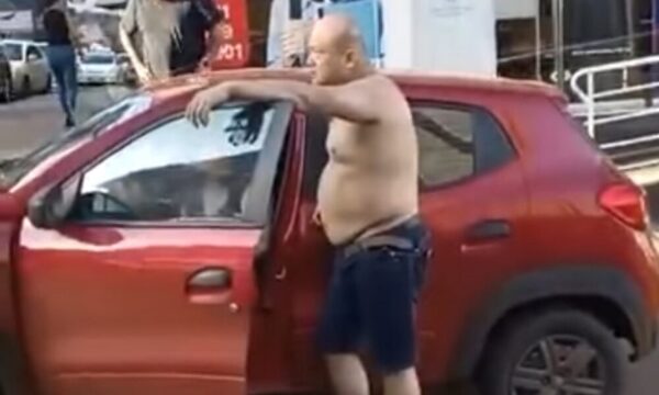 Hombre fue detenido por violencia familiar y se pilló que era autor de comisaría china falsa